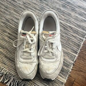 Nike Waffle Running Shoes